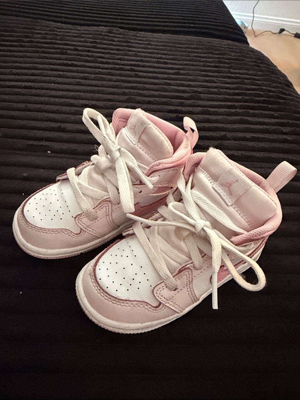 Kids Pink and White Jordan 1